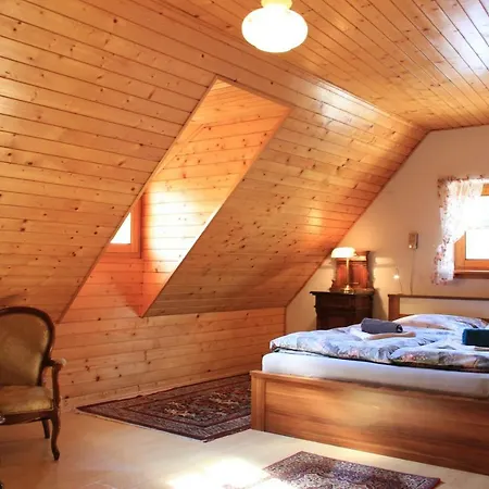 Balatonhomes ~ Patakmenti Szallas Casa de Férias Balatonfüred